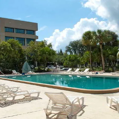 Howard Johnson Plaza Tampa-Downtown